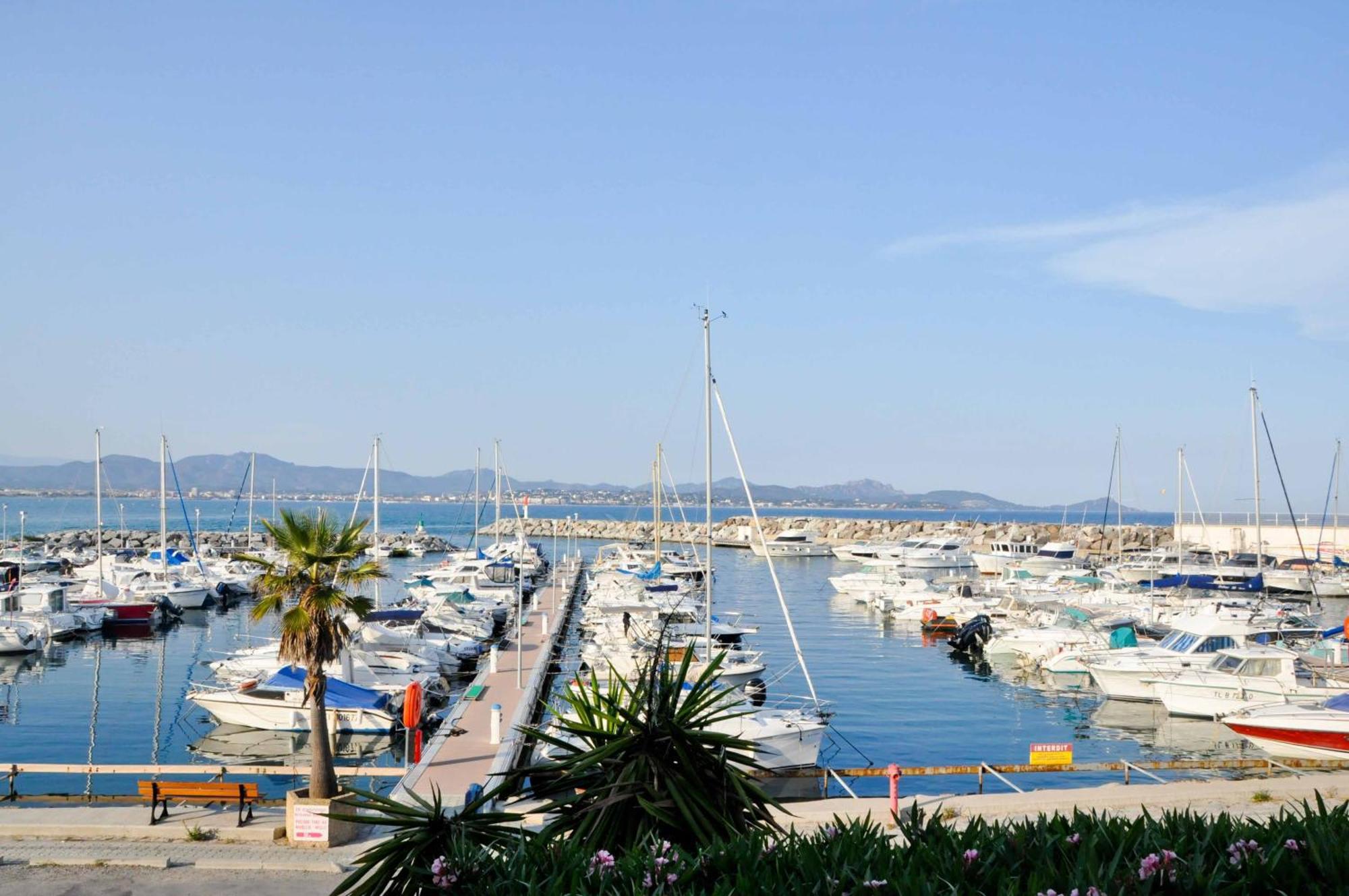 Hotel L'escale Au Soleil 2*