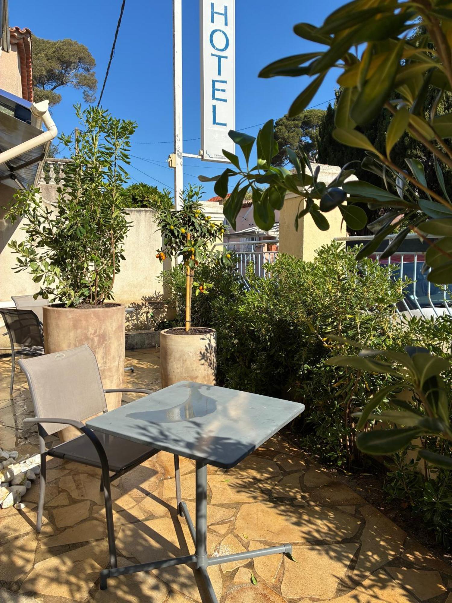 Escale Au Soleil Et 2* Saint Aygulf