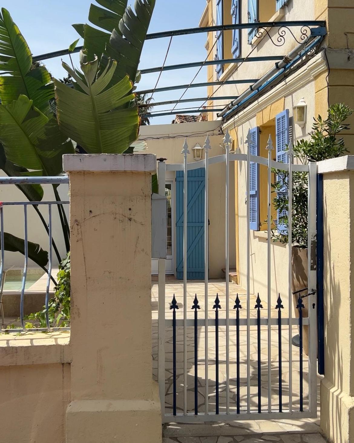 L'escale Au Soleil Hotel 2*